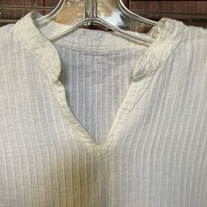 White Textured V-Neck Waffle Knit Top